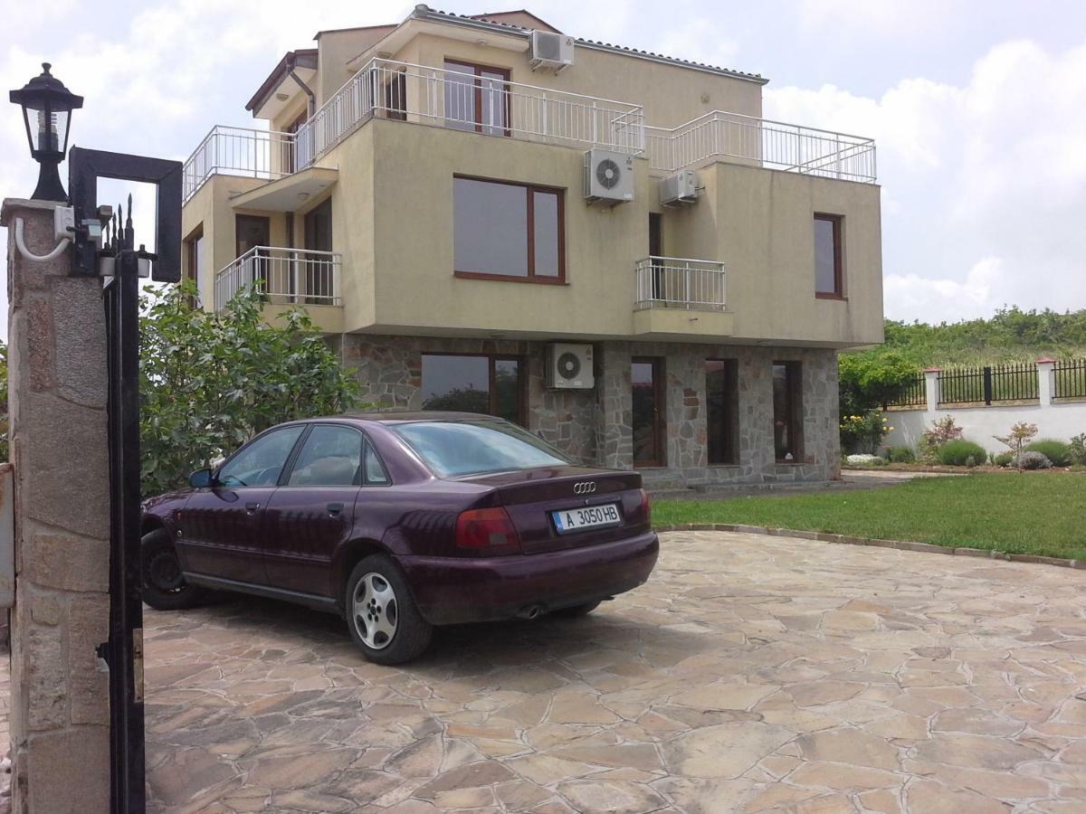 Апартамент София 38 Apartment Sozopol Exterior photo